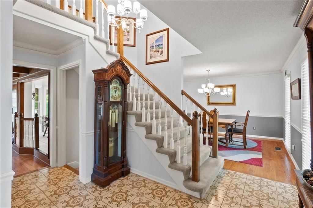 8315 Richards Road — photo 4