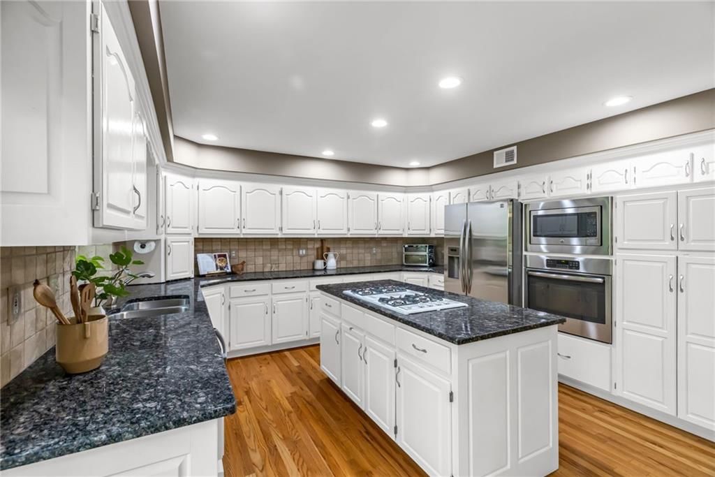 9304 NW 77th Street — photo 14