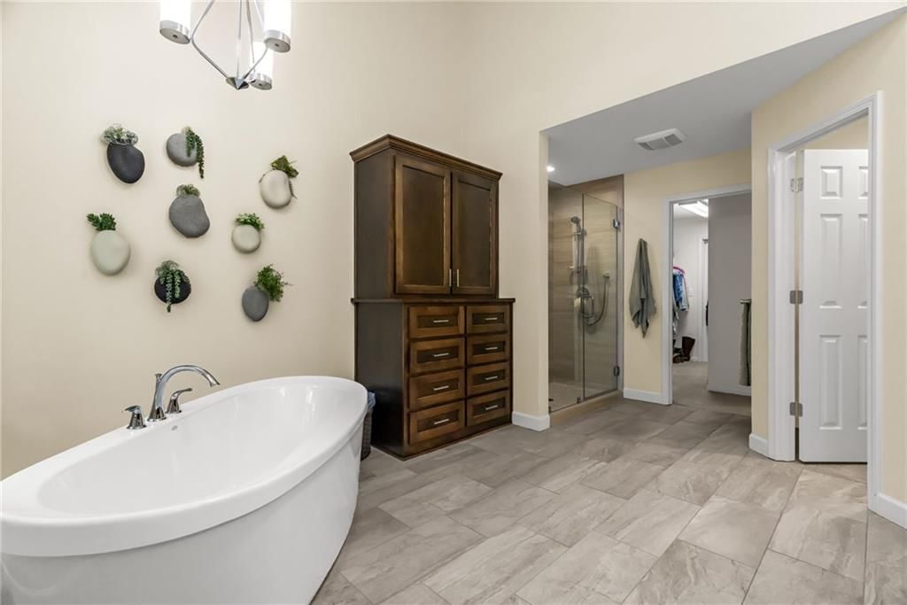 9304 NW 77th Street — photo 28