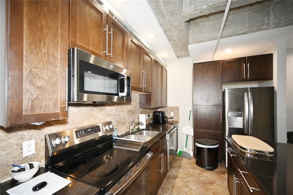 2940 BALTIMORE Avenue — photo 4