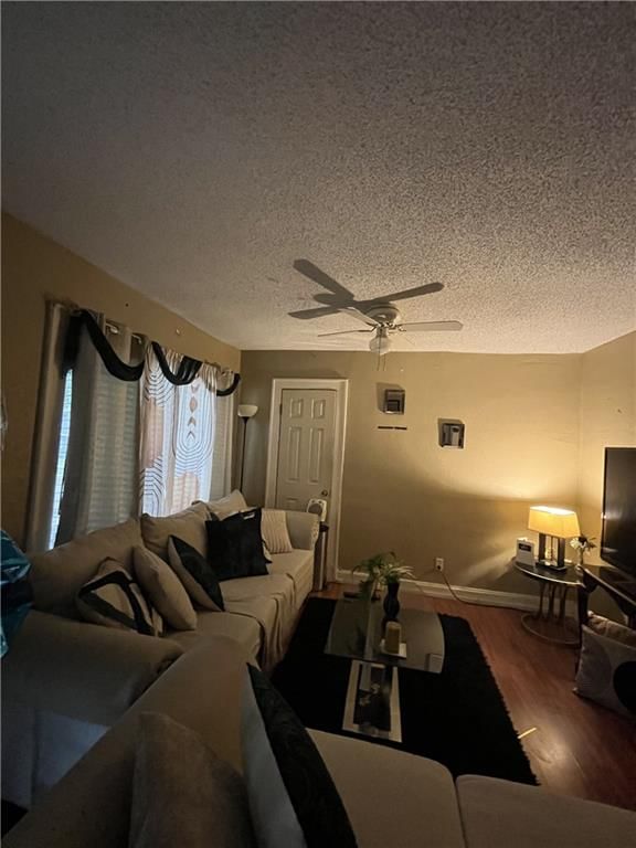 5808 Garfield Avenue — photo 11