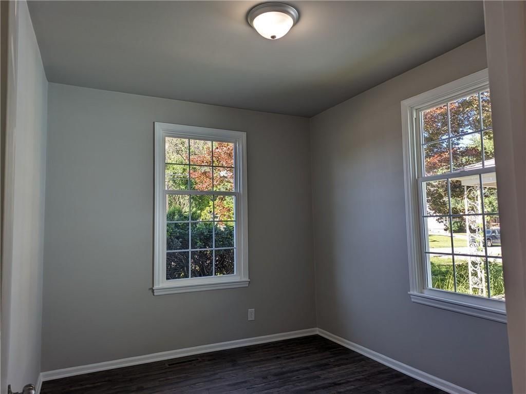 308 E Market Street — photo 11