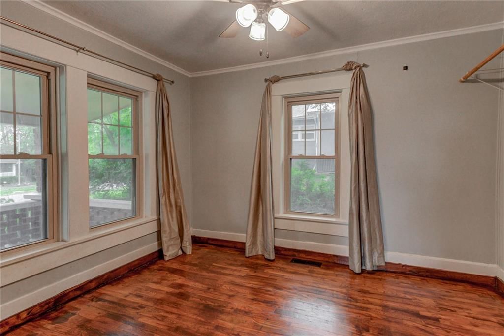 300 W 3rd Street — photo 12