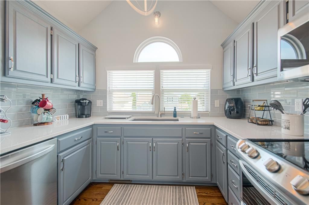 8637 NE 112th Street — photo 11