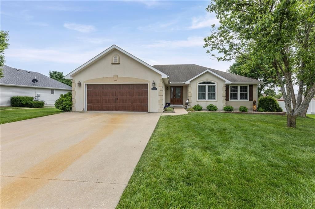 205 Aquila Drive — photo 2
