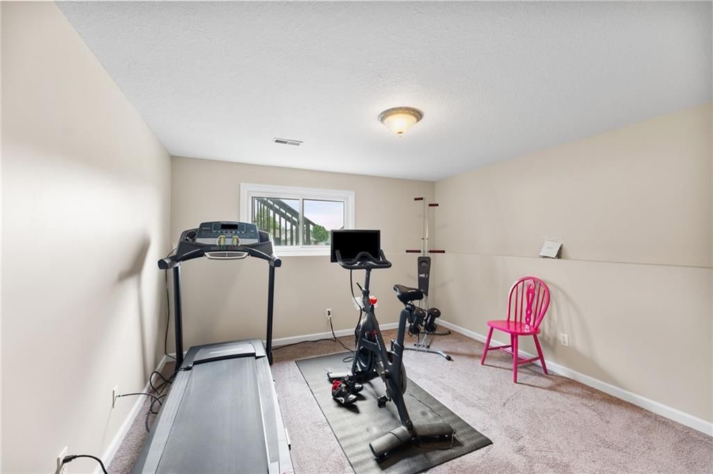 205 Aquila Drive — photo 34
