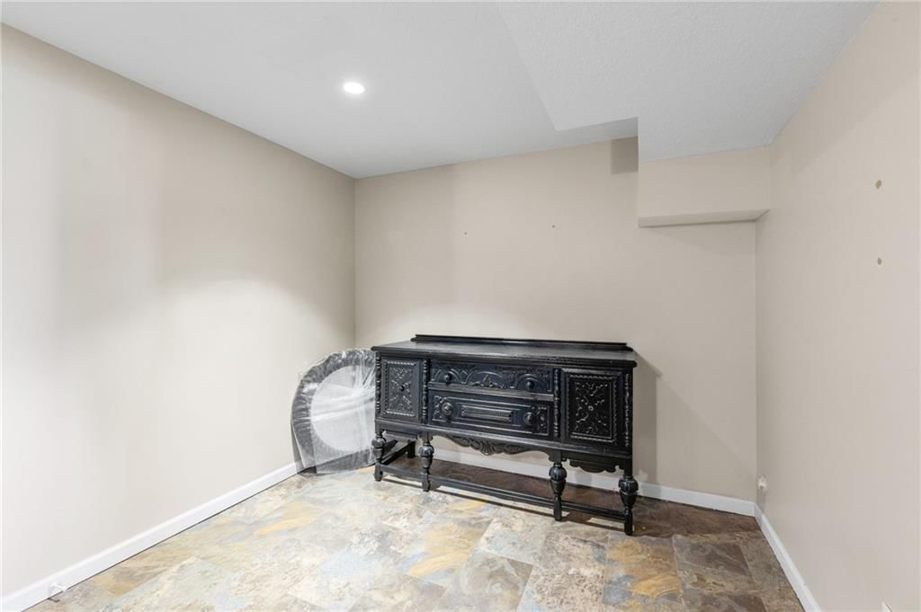 205 Aquila Drive — photo 39