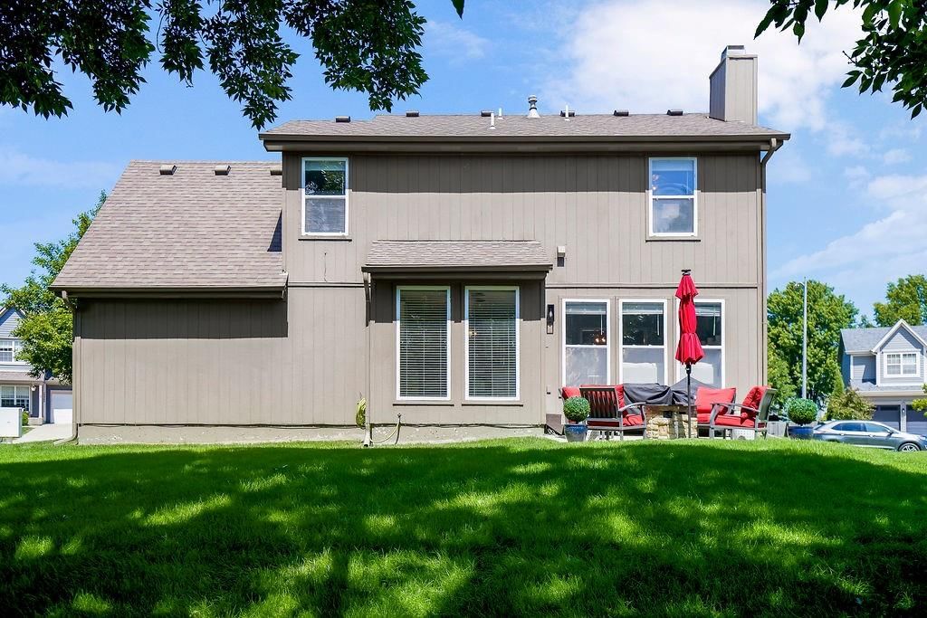 15963 S Avalon Street — photo 23