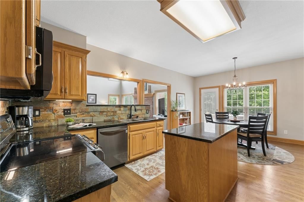 1206 SW Misty Creek Street — photo 15
