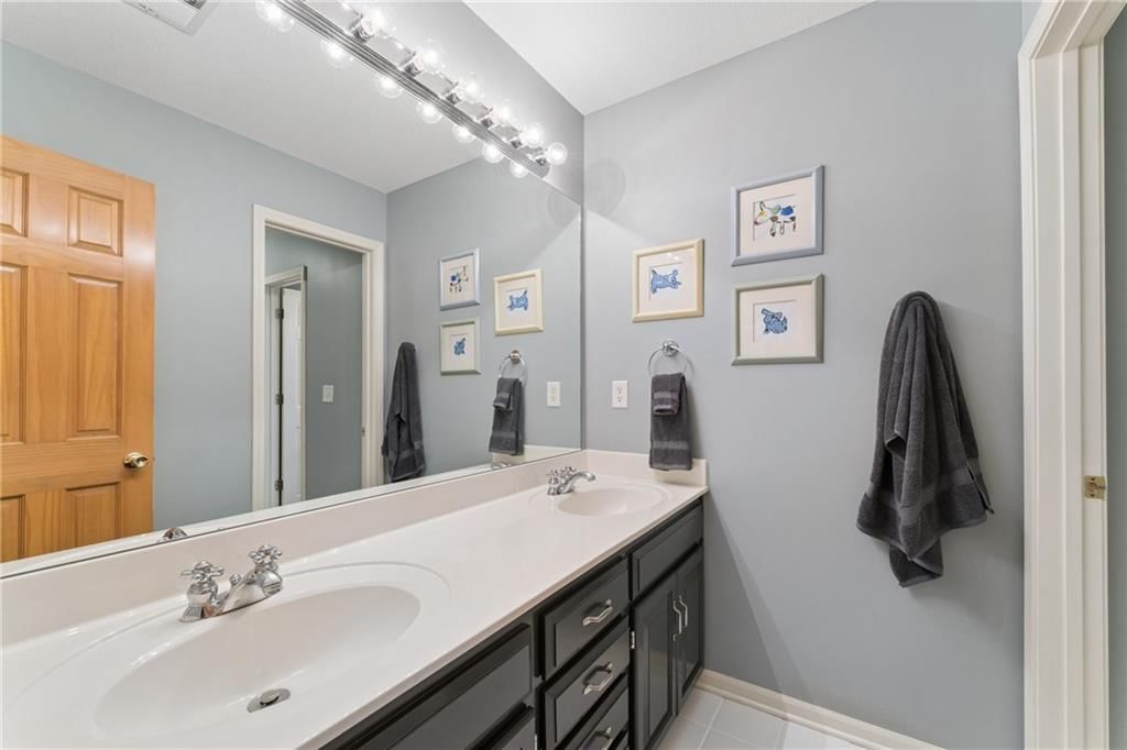 1206 SW Misty Creek Street — photo 35