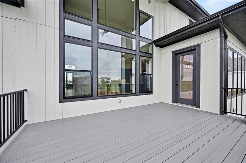 12502 W 183rd Terrace — photo 6