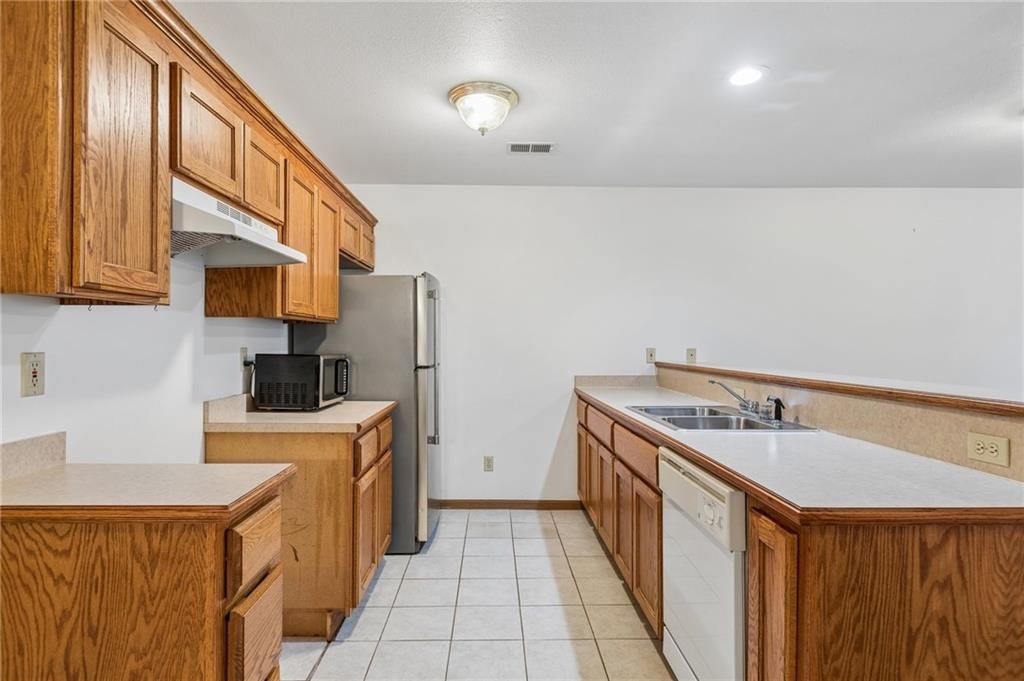 2055 Brook Ridge Court — photo 8