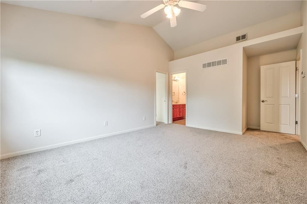 16164 Linden Street — photo 9