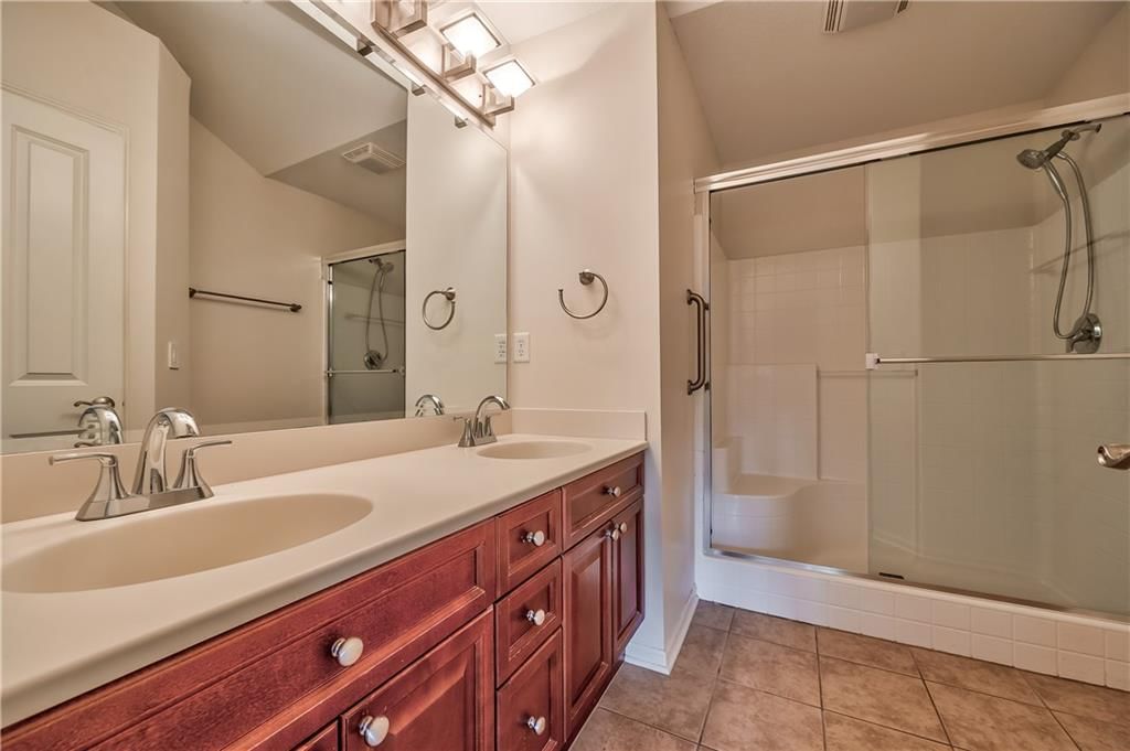 16164 Linden Street — photo 11