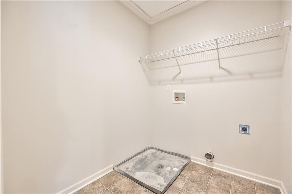 16164 Linden Street — photo 12