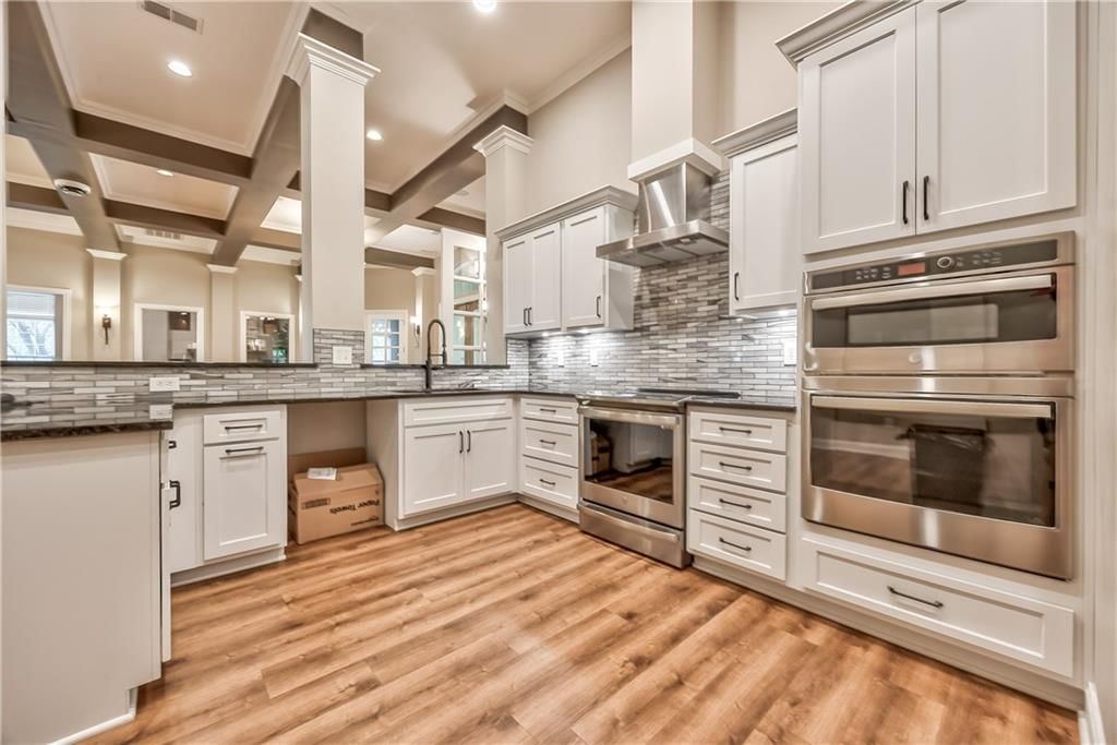 16164 Linden Street — photo 32