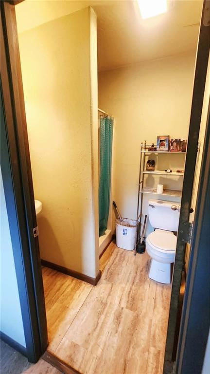 300 N Cayuga Street — photo 9