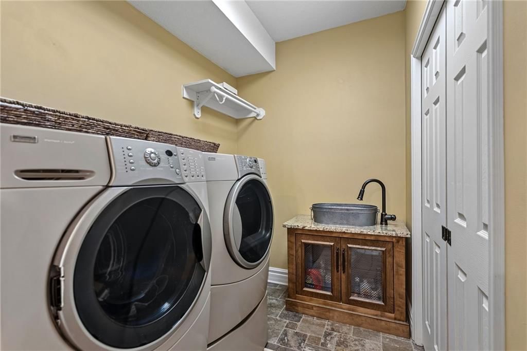 12463 Rosehill Street — photo 28