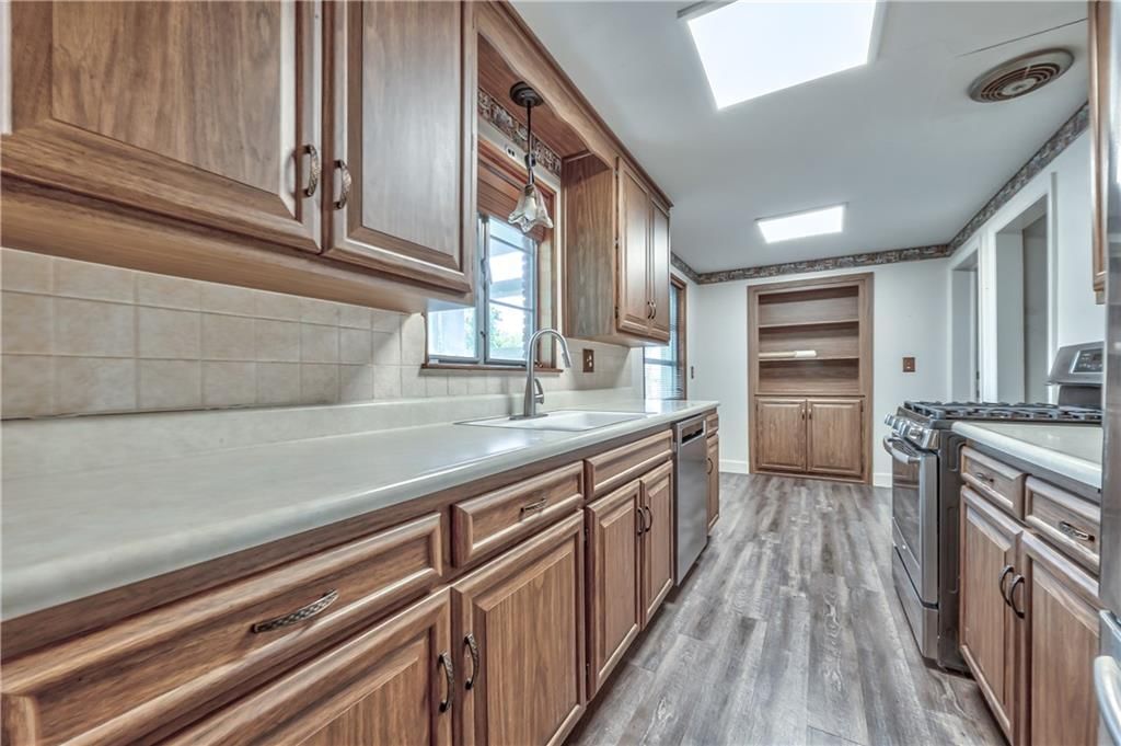 9316 W 80th Street — photo 5