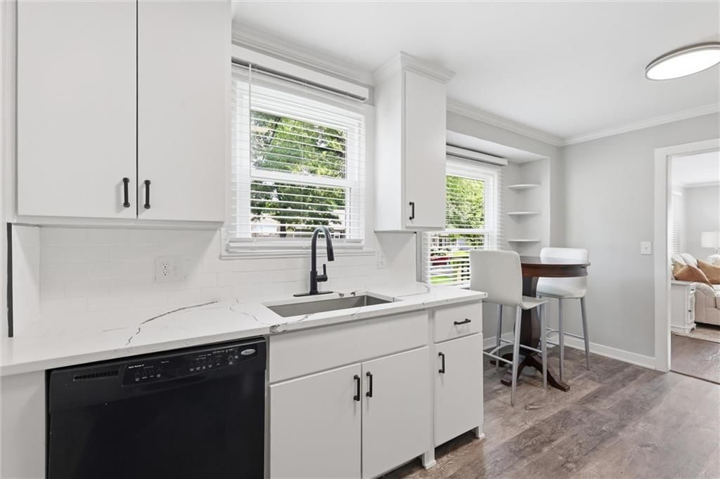 5311 W 50th Terrace — photo 10