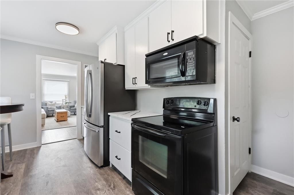 5311 W 50th Terrace — photo 13
