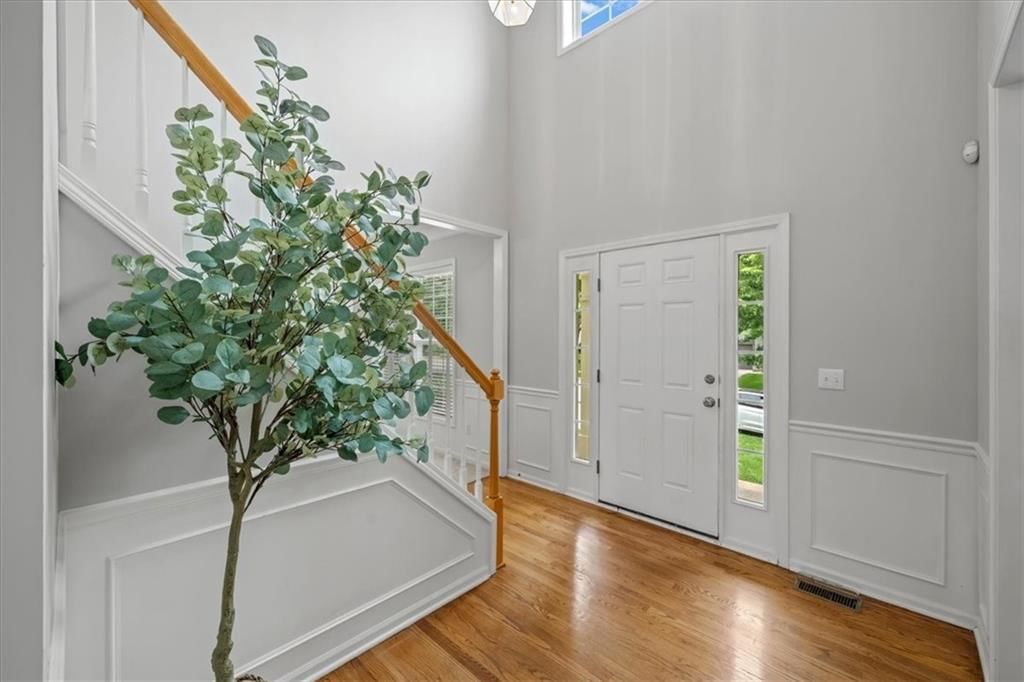 15251 W 158th Terrace — photo 3