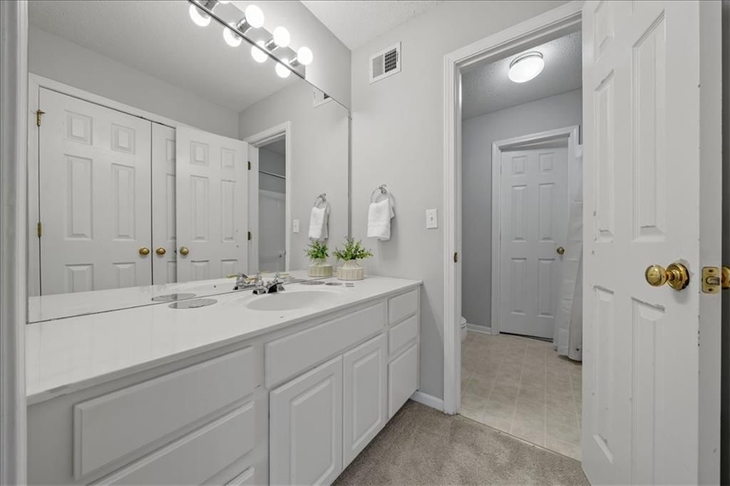 15251 W 158th Terrace — photo 18
