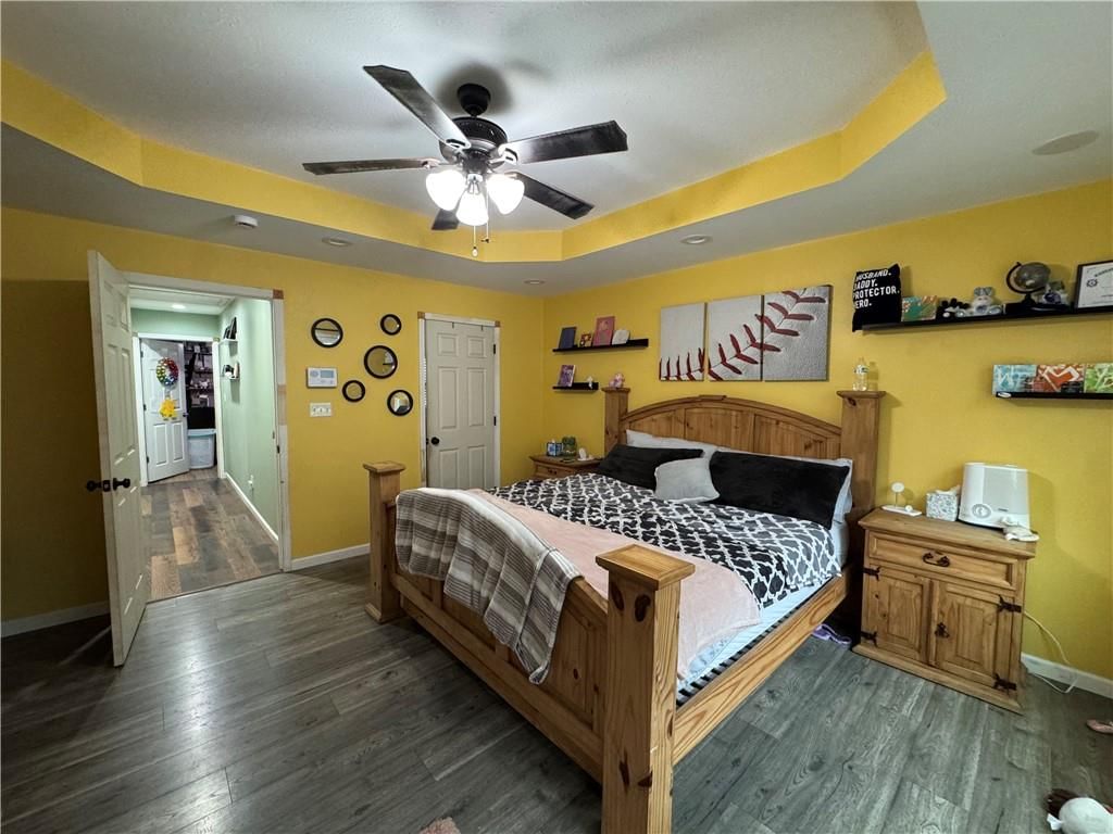 406 S Pesavento Street — photo 19
