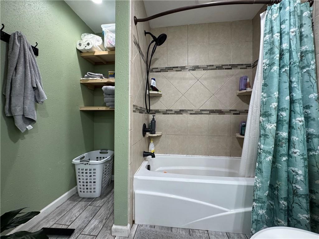 406 S Pesavento Street — photo 22