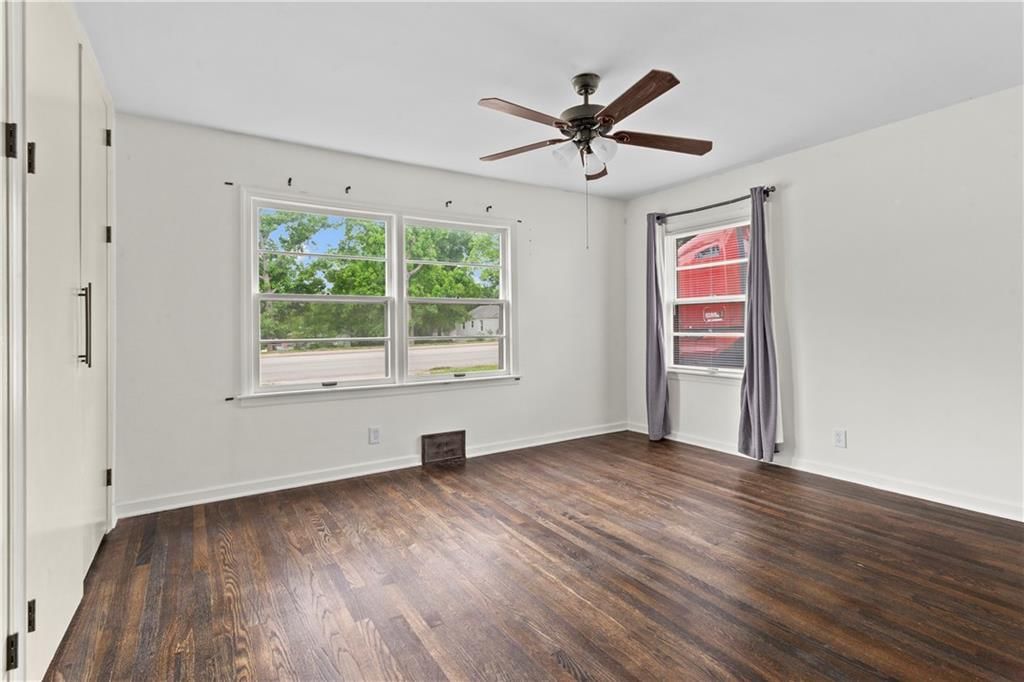 3710 S Sterling Avenue — photo 16