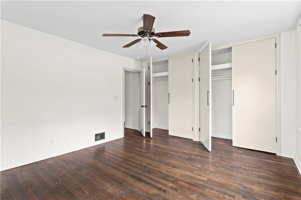 3710 S Sterling Avenue — photo 18