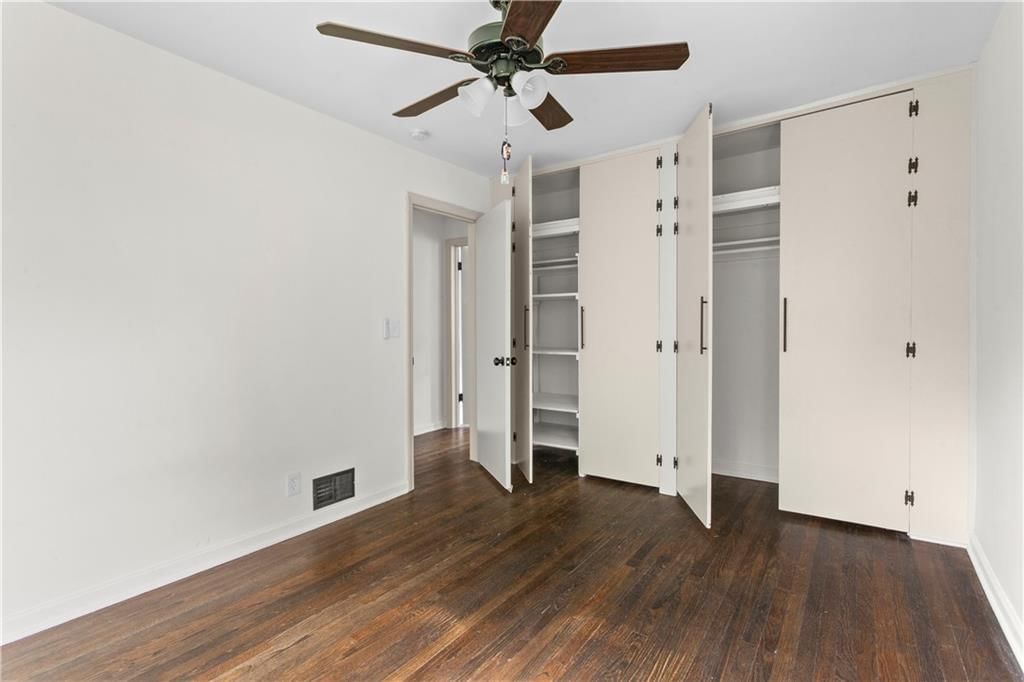 3710 S Sterling Avenue — photo 19