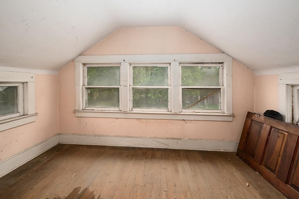 1912 Park Drive — photo 12
