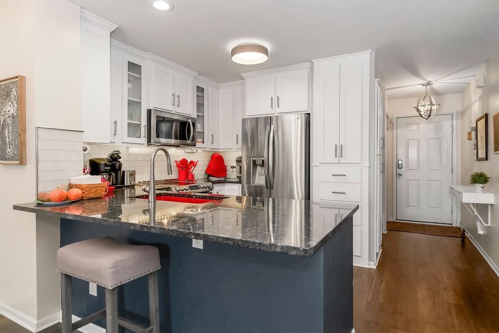 1220 SW Wysteria Drive — photo 8