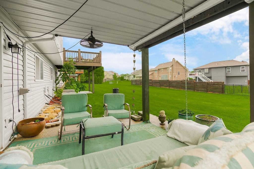 1220 SW Wysteria Drive — photo 25