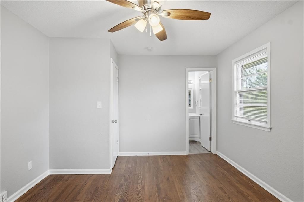 11401 E 61st Terrace — photo 17