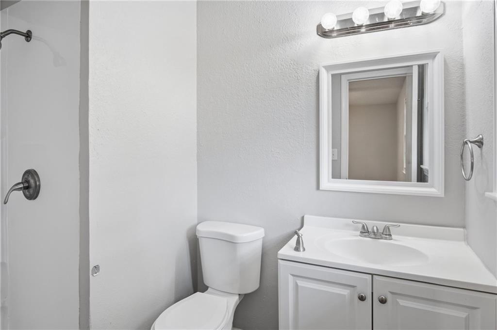 11401 E 61st Terrace — photo 19