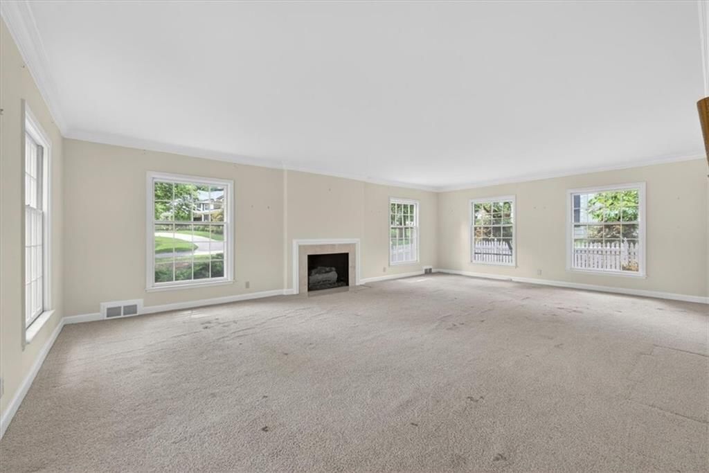 6336 Ensley Lane — photo 8