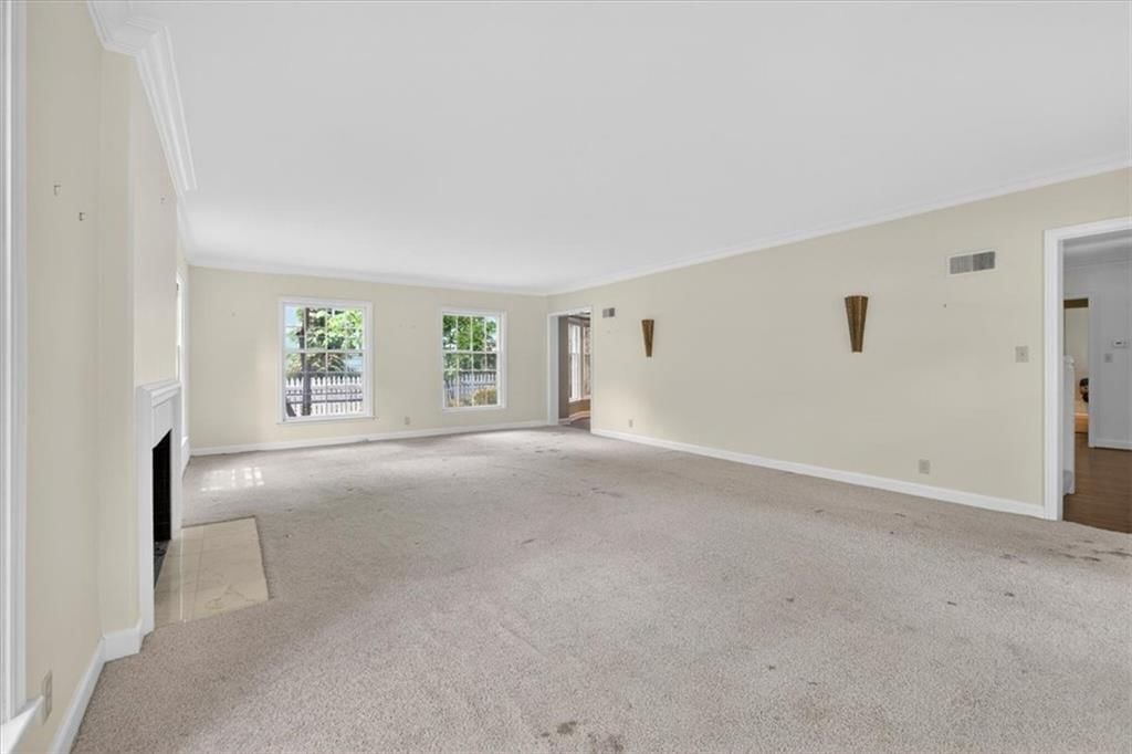 6336 Ensley Lane — photo 9