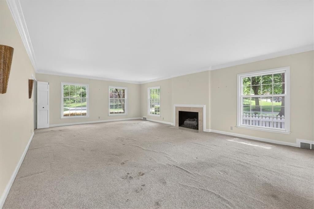 6336 Ensley Lane — photo 11