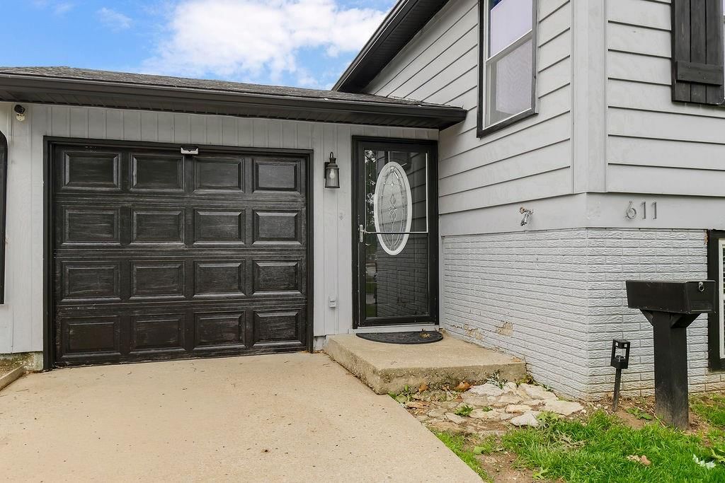 611 N Aztec Place — photo 4