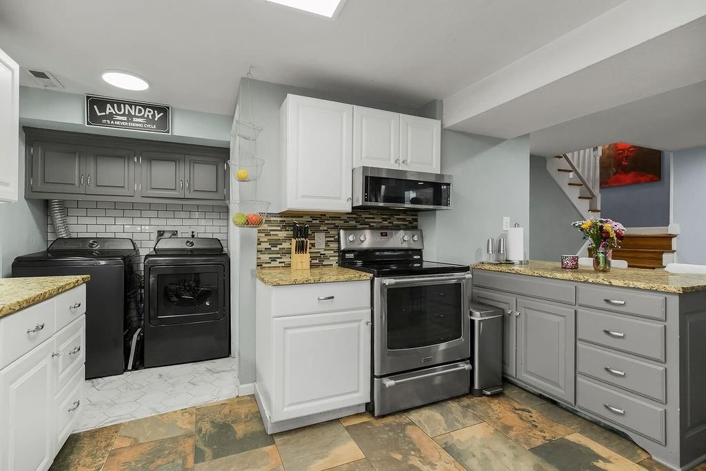 611 N Aztec Place — photo 14