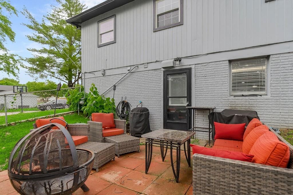 611 N Aztec Place — photo 17