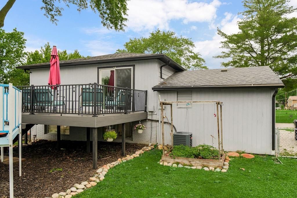 611 N Aztec Place — photo 33
