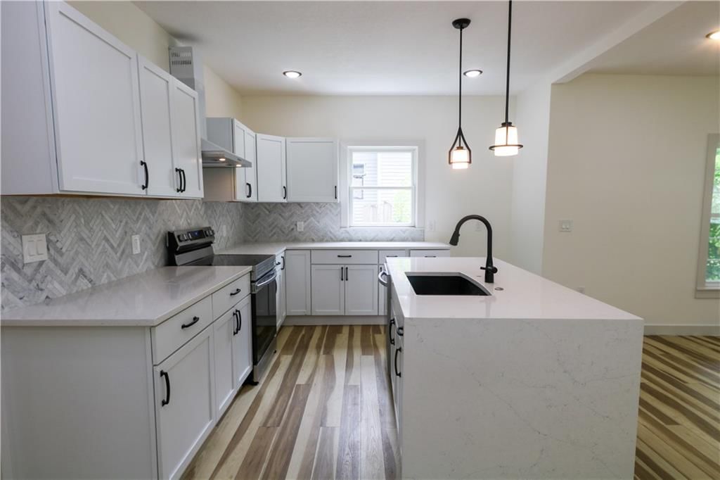 1124 Congress Street — photo 12