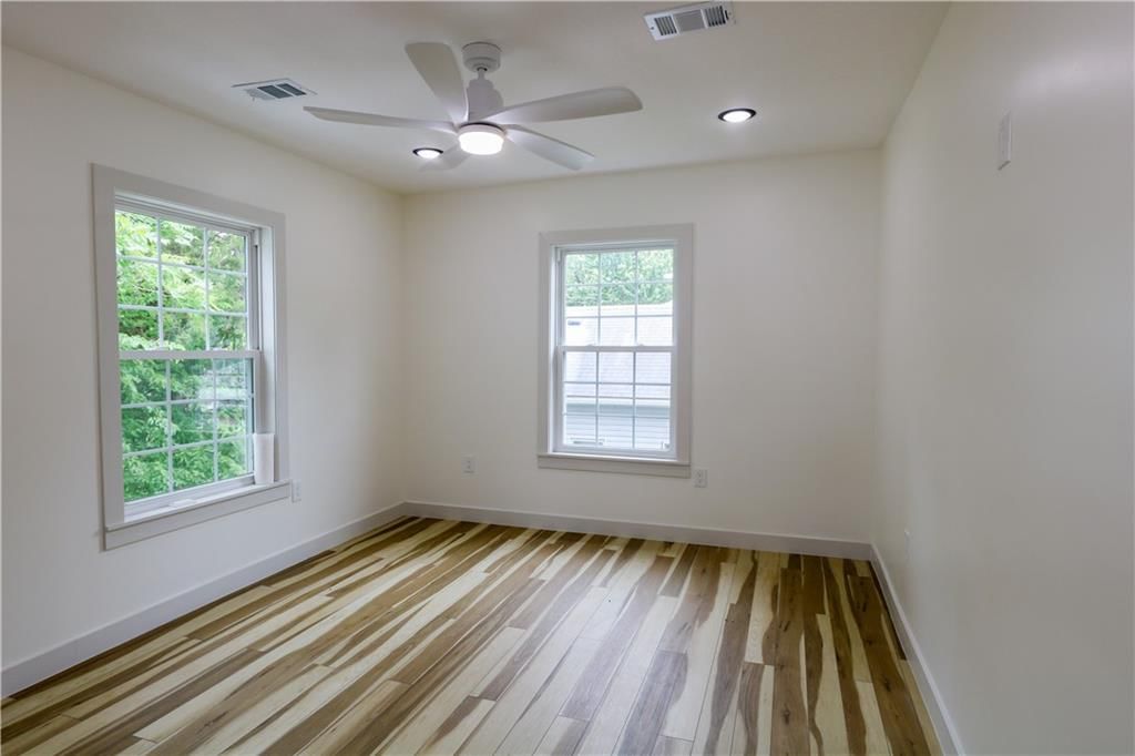 1124 Congress Street — photo 36