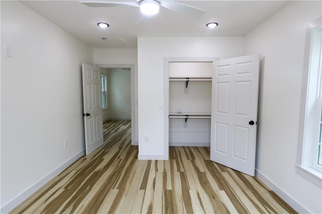 1124 Congress Street — photo 37