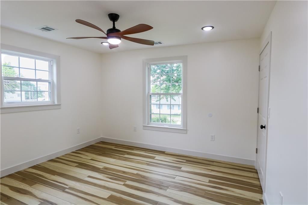1124 Congress Street — photo 38