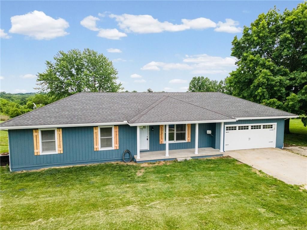8531 Southpoint Drive — photo 2