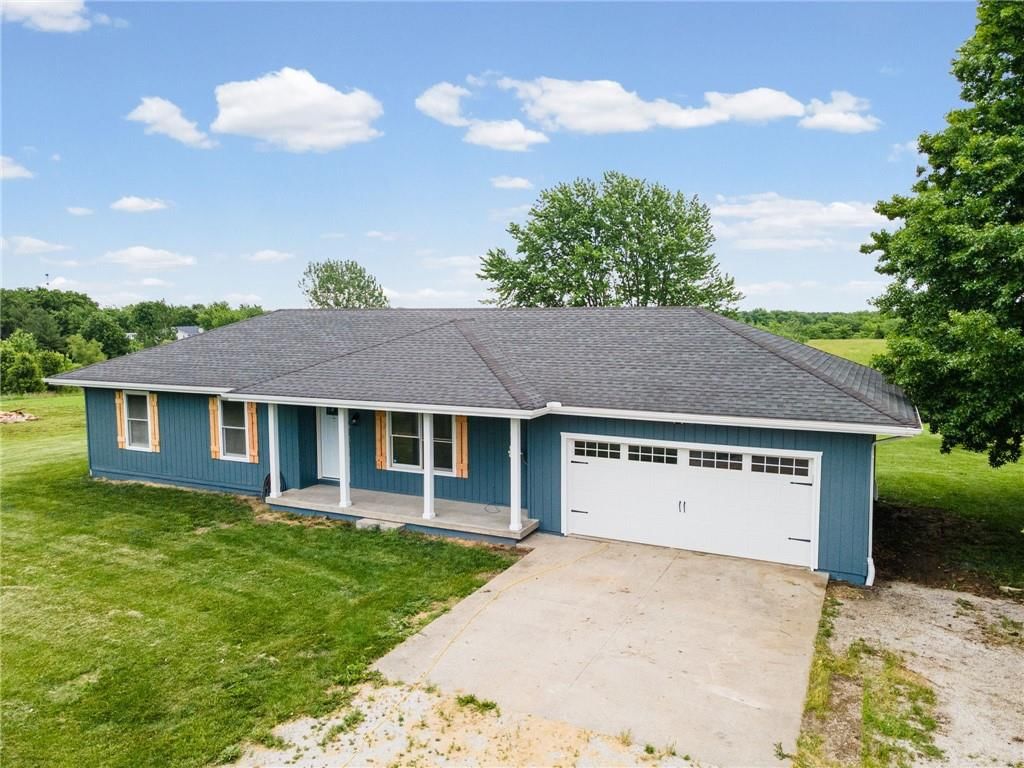 8531 Southpoint Drive — photo 3